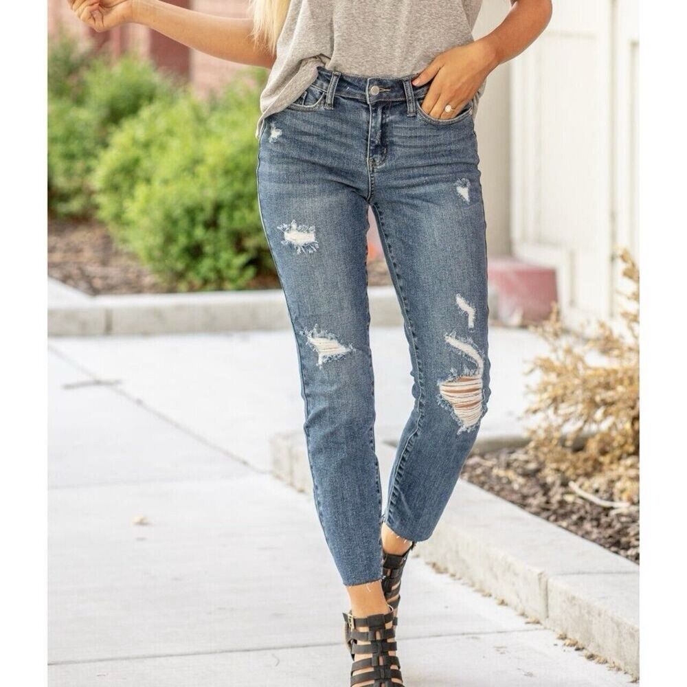 Judy Blue Relaxed Fit High Rise Ripped 88135 Blue Jeans, Women’s Size 0/24